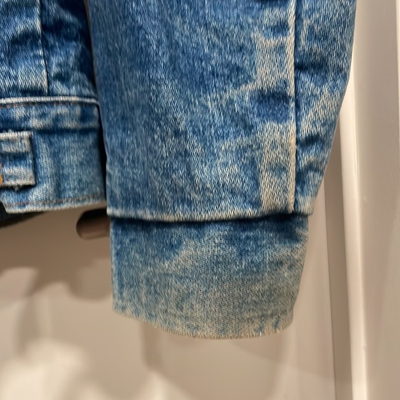 Men’s Wrangler Denim Jacket - Picture 4 of 7